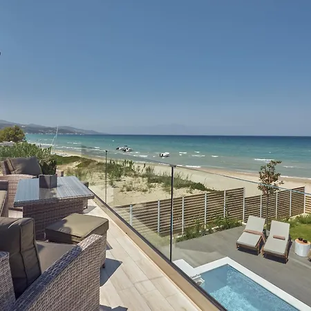 וילה Bright Coast Superior אליקס